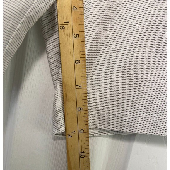 Old Navy Shorts Men's Sz 32 Gray Mini Stripe Chino Ultimate Slim 10" Inseam NWT - Picture 11 of 12